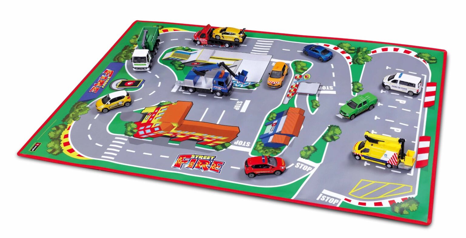 Tapis de voiture + voiture 1/43E