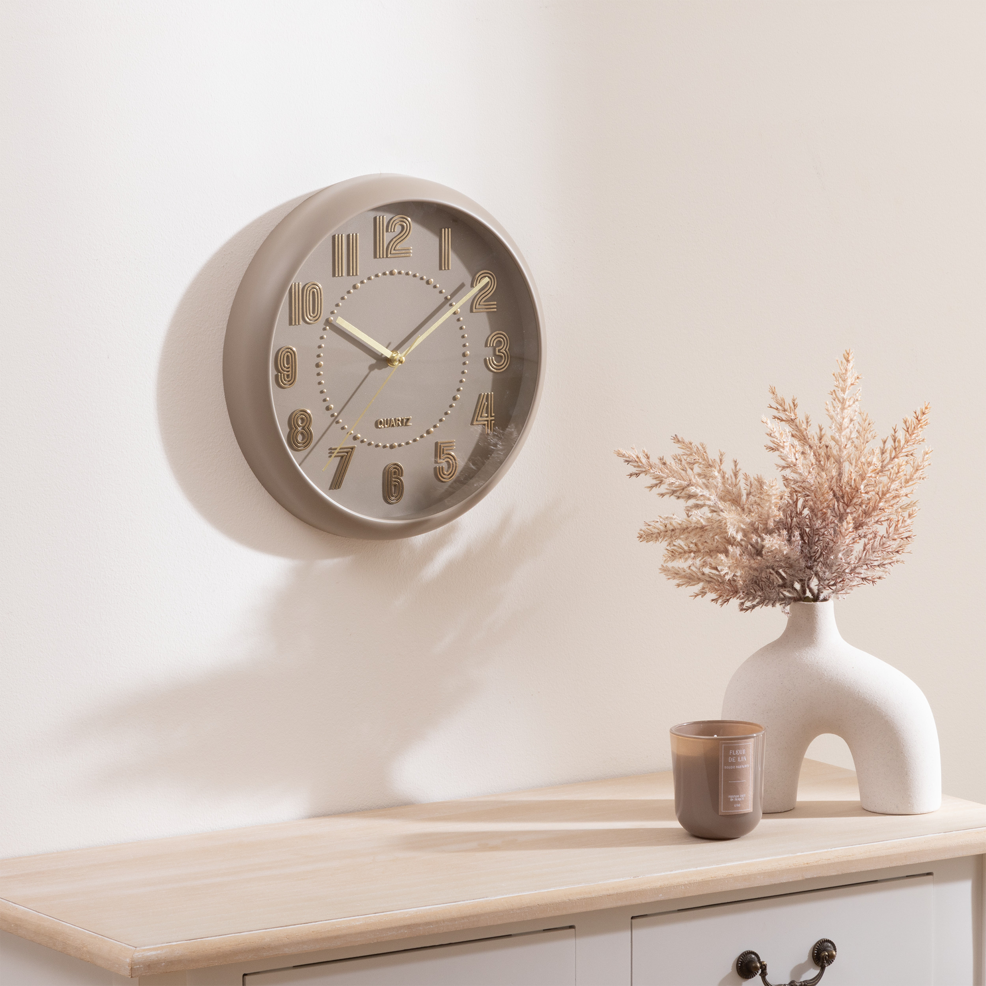 Horloge en plastique taupe