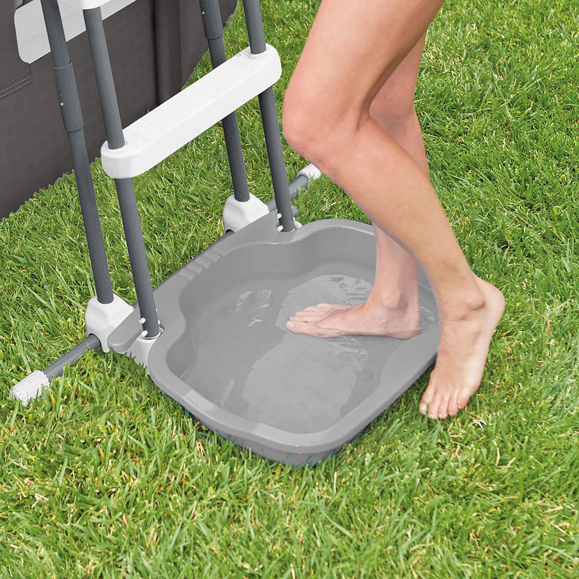 Pédiluve pour piscine