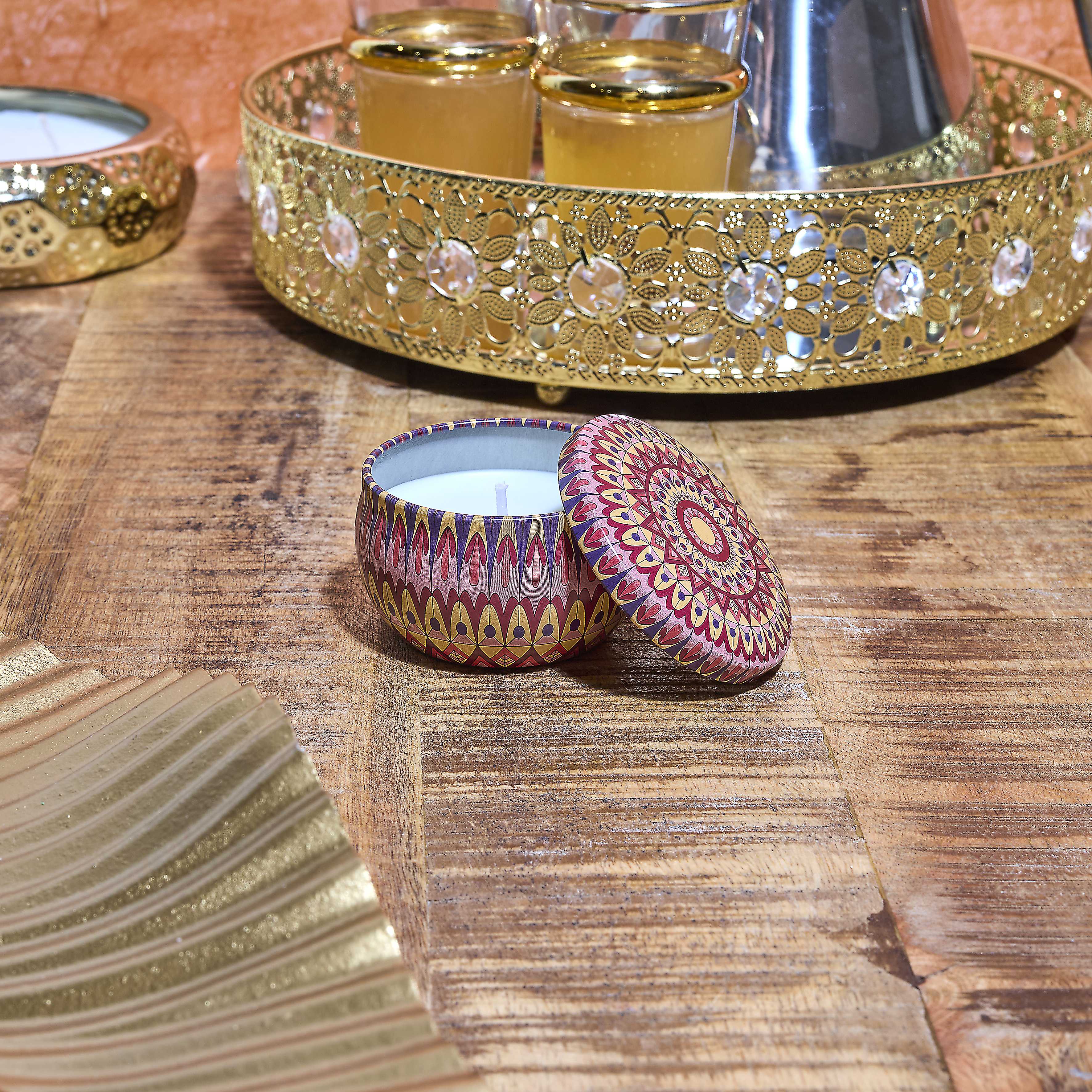 Bougie ronde en métal mandala