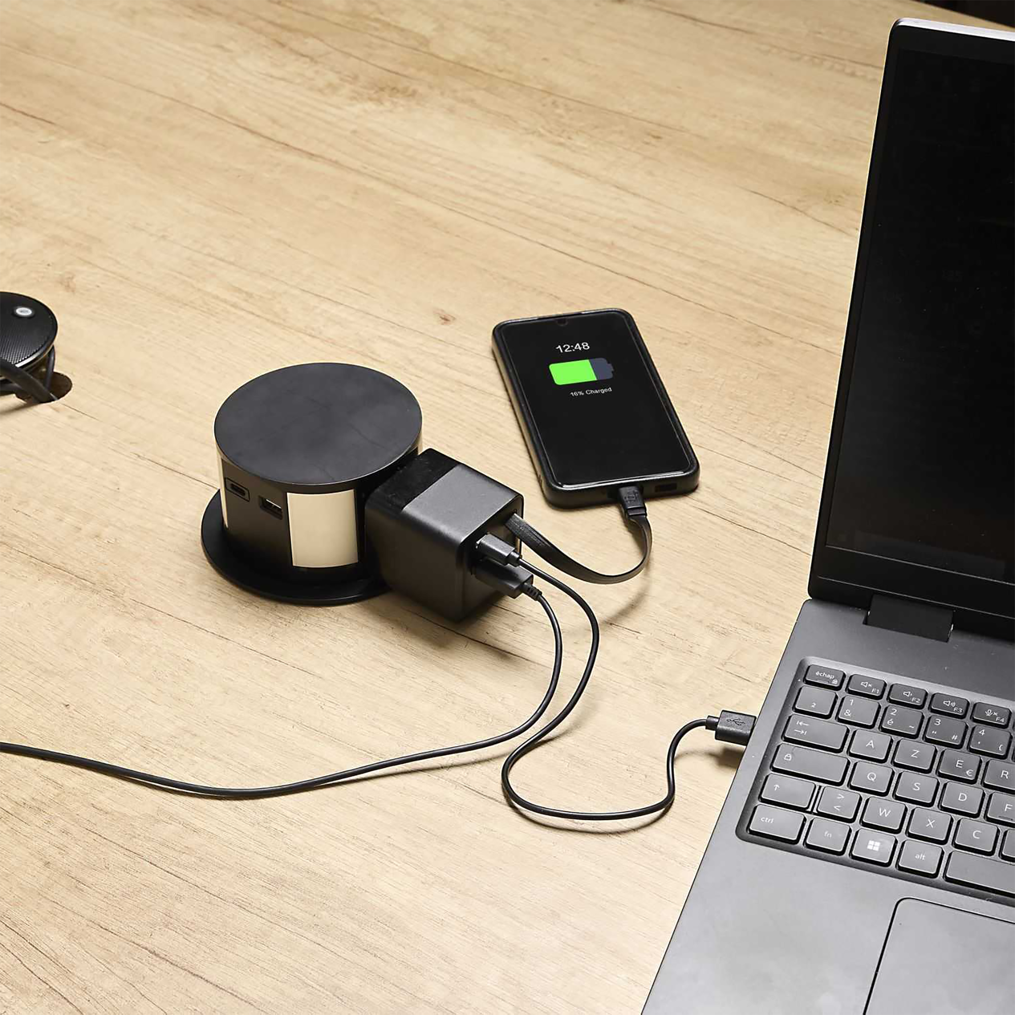 Adaptateur secteur port USB et type C