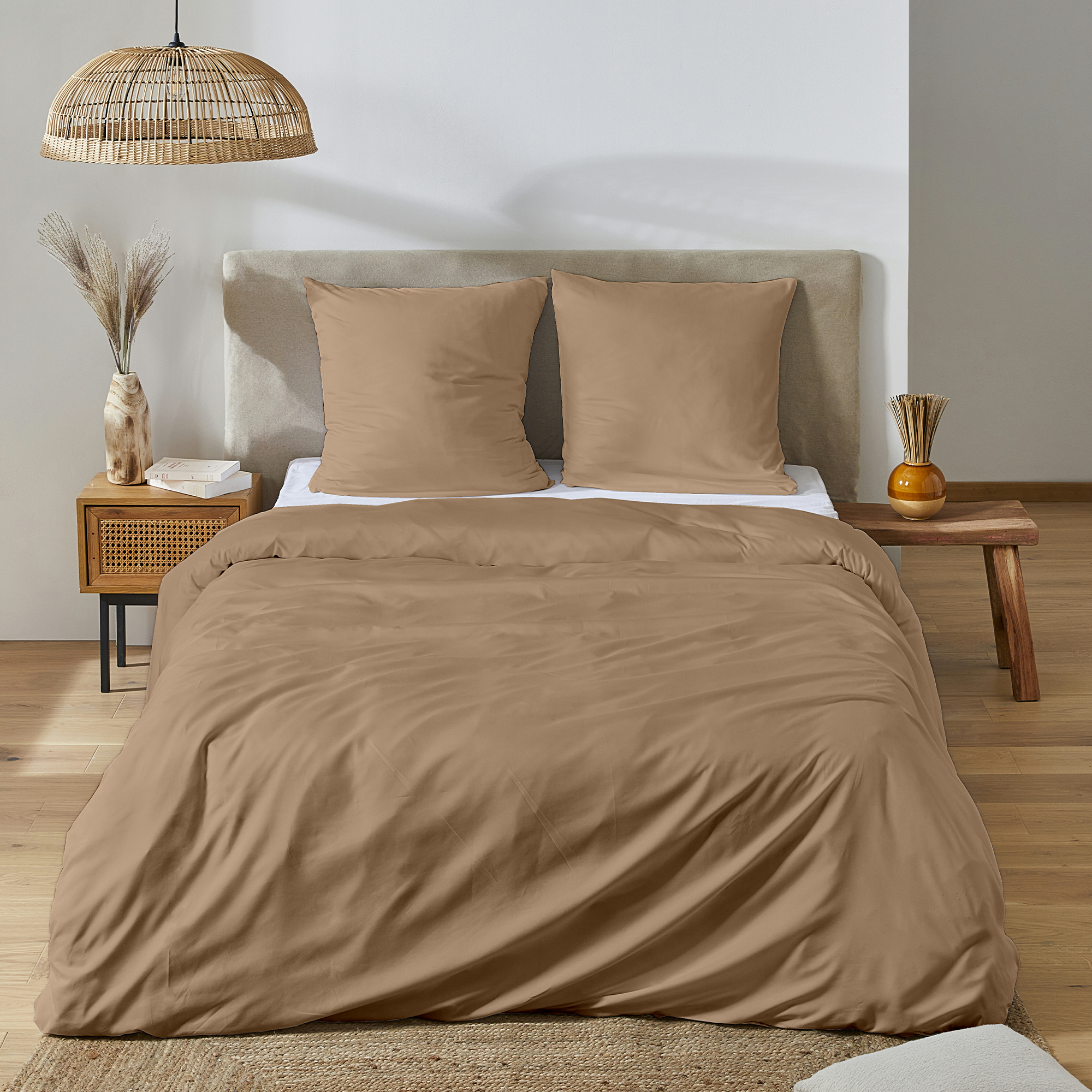 Parure housse de couette microfibre uni 240x220 cm + 2 taies d'oreillers 63x63 cm  - Vert