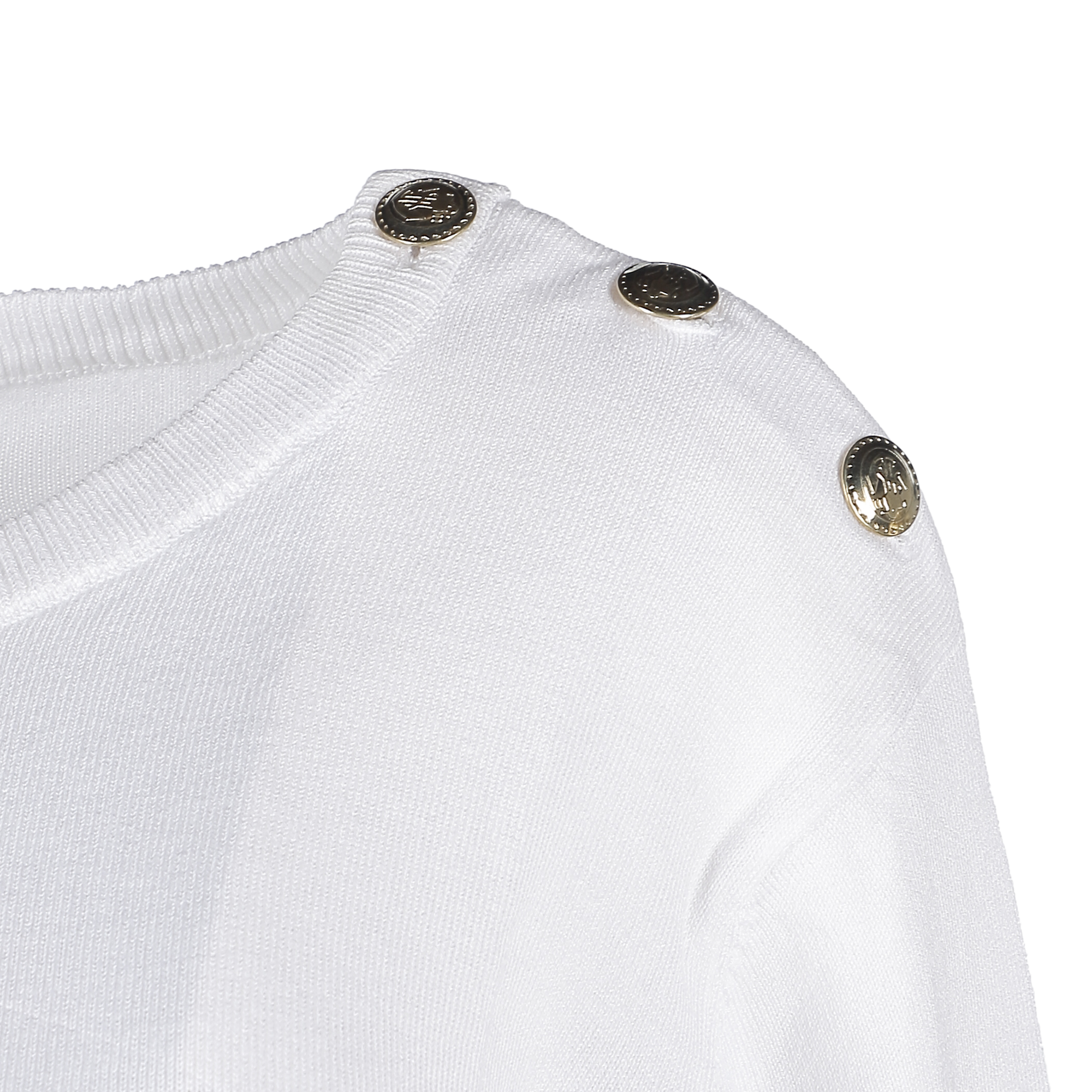 Pull à boutons