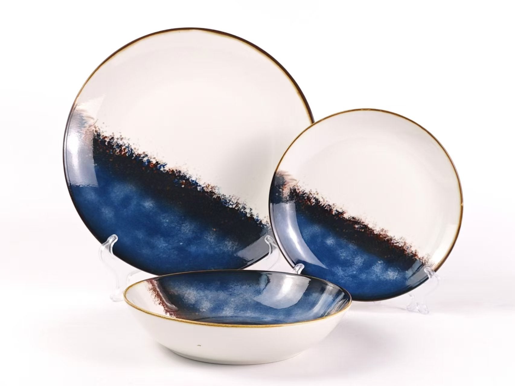 Service de table 12 pièces en porcelaine