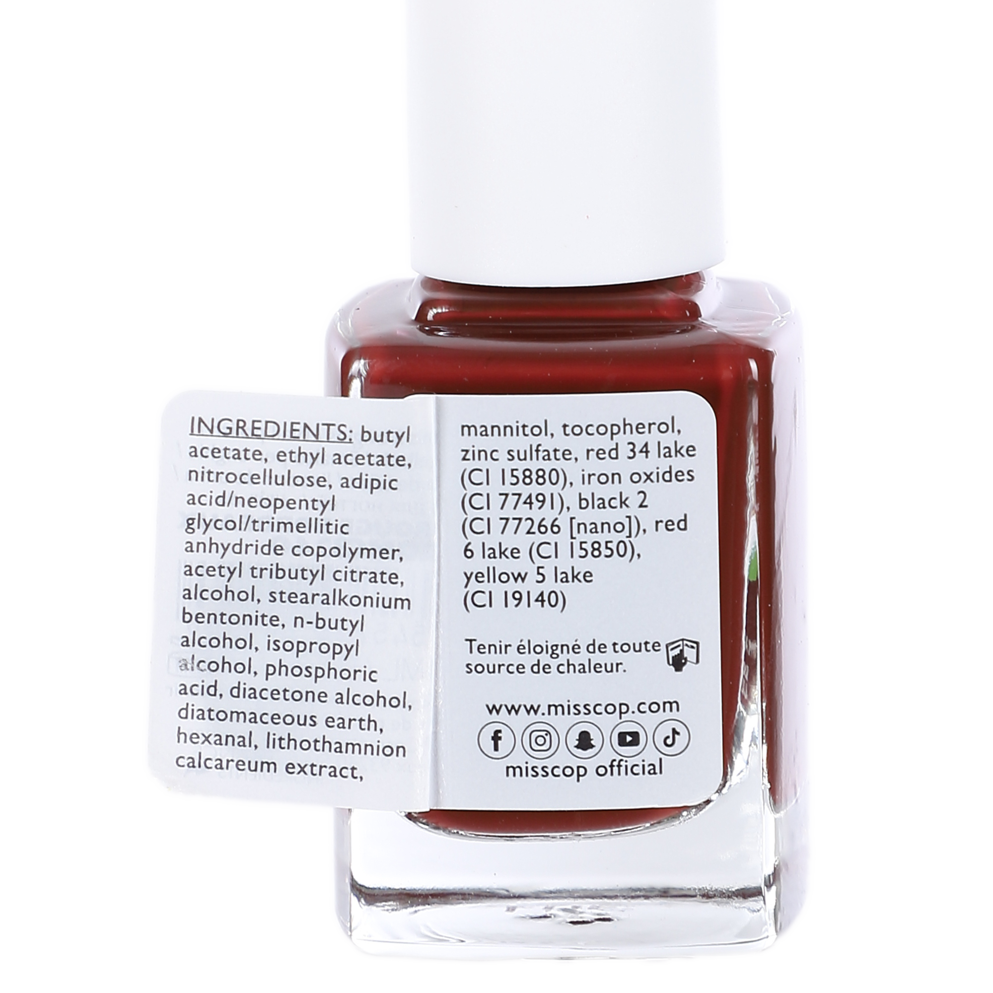 Vernis à ongle rouge bordeaux