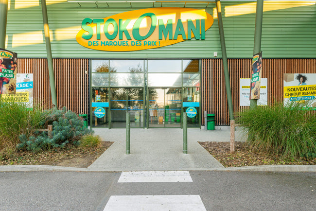 STOKOMANI PISSY POVILLE